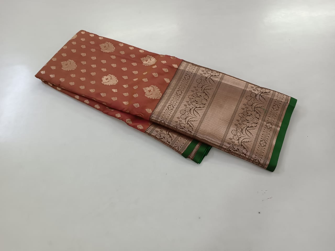 Kanjivaram Butta Saree