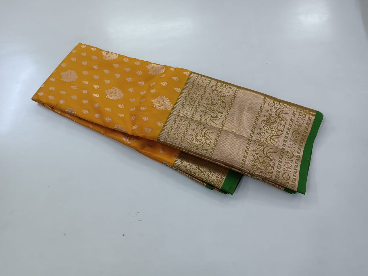 Kanjivaram Butta Saree