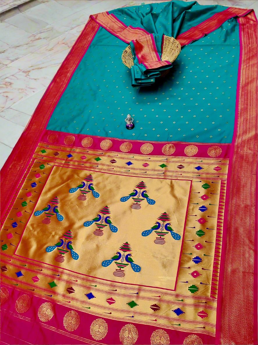 Traditional Yeola  Pallu Aisha Paithani