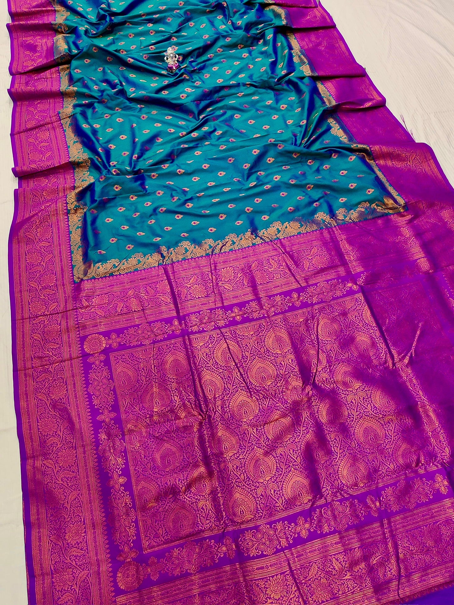 Kanjiwaram paithani