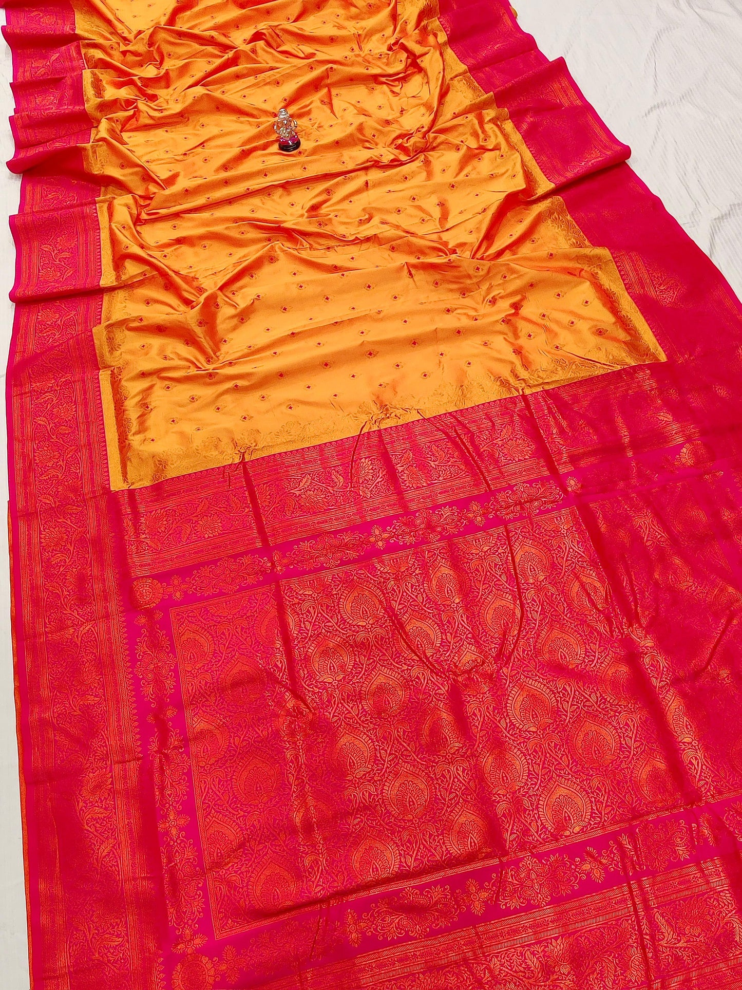 Kanjiwaram paithani